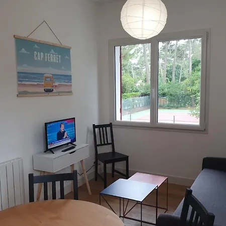 Modern Near The Sea Apartment *